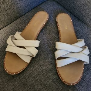 Dream Pairs Cream Sandals Size 11